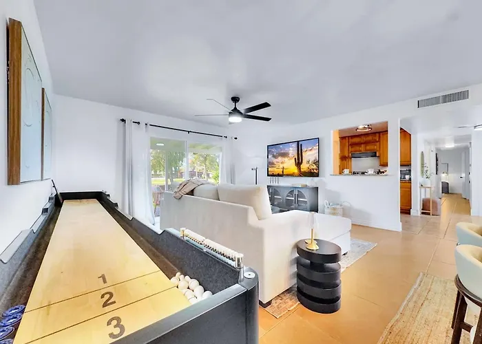 Revolta Fairway Retreat *